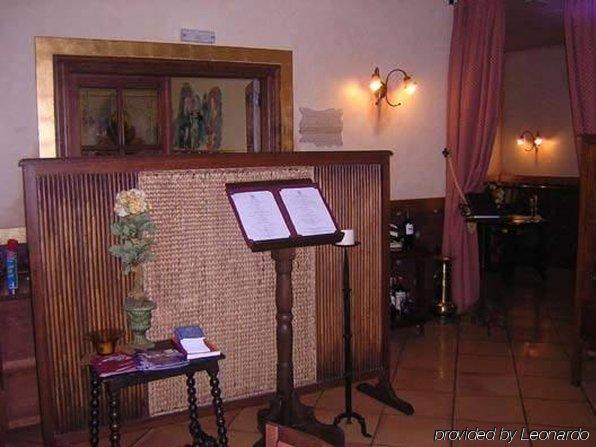 Hotel Jardin De La Abadia Arroyo de la Encomienda Interior foto
